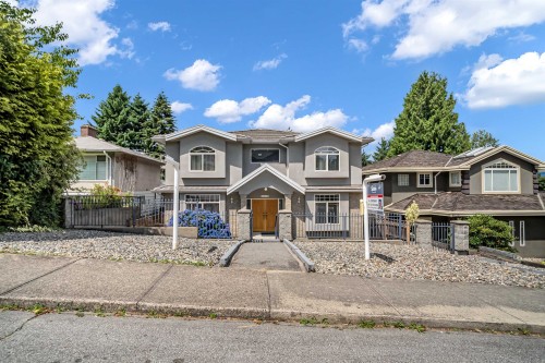 4049 Curle Avenue, Burnaby, BC - Outdoor With Facade