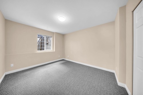 4049 Curle Avenue, Burnaby, BC - Indoor Photo Showing Other Room