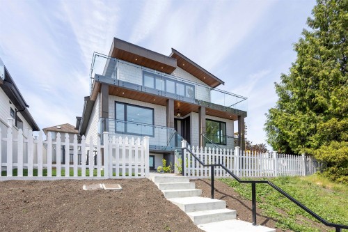 217 Eighth Avenue E, New Westminster, BC 