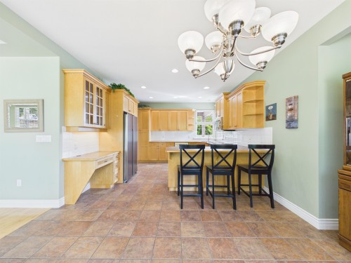 1700 Paddock Drive, Coquitlam, BC 