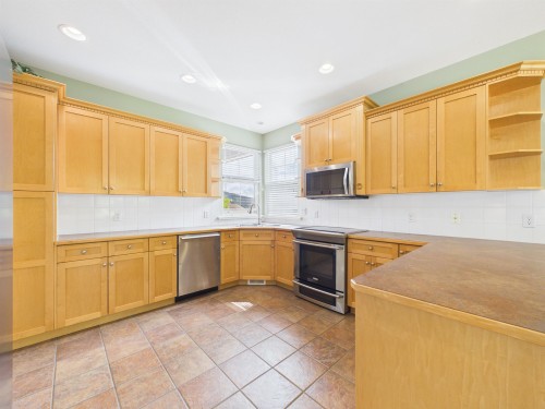 1700 Paddock Drive, Coquitlam, BC 
