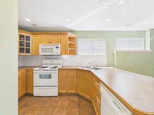 1700 Paddock Drive, Coquitlam, BC 
