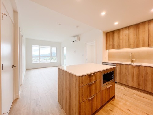 607-3596 Malsum Drive , North Vancouver, BC V7G 0B2 4