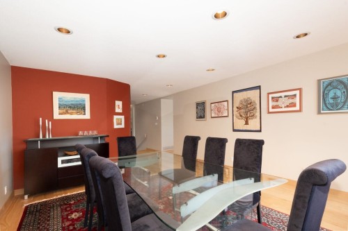 4895 Northwood Drive, West Vancouver, BC - Indoor