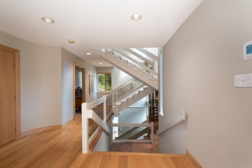 4895 Northwood Drive, West Vancouver, BC - Indoor Photo Showing Other Room