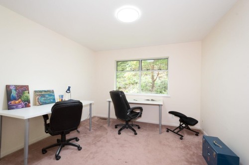 4895 Northwood Drive, West Vancouver, BC - Indoor Photo Showing Office