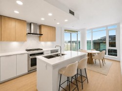 407-7769 Park Crescent Burnaby, BC V3N 0J7