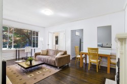 8-935 Jervis Street Vancouver, BC V6E 2B5