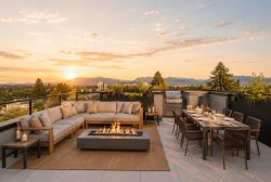 595 29th Avenue W Vancouver, BC V5Z 2H8