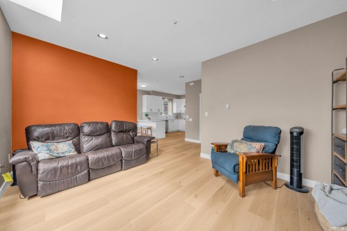 2030 2Nd Avenue E, Vancouver, BC 