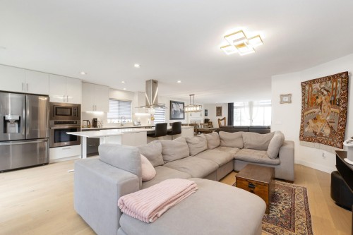 2635 Panorama Drive, Coquitlam, BC 
