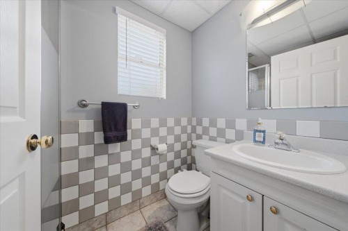18839 Ford Road, Pitt Meadows, BC - Indoor Photo Showing Bathroom