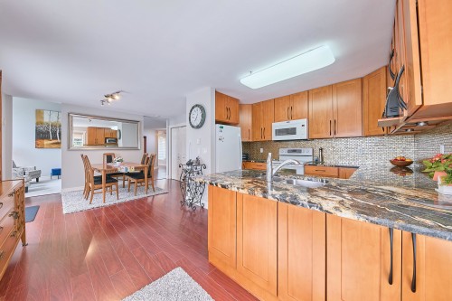 405-11519 Burnett Street, Maple Ridge, BC 