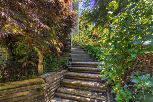 5309 Cedarview Place, Sechelt, BC 