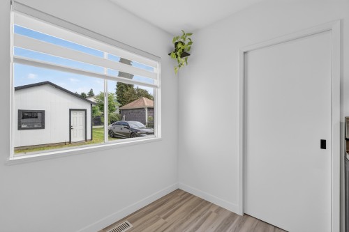 2141 Fraser Avenue, Port Coquitlam, BC 