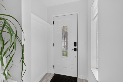 2141 Fraser Avenue, Port Coquitlam, BC 