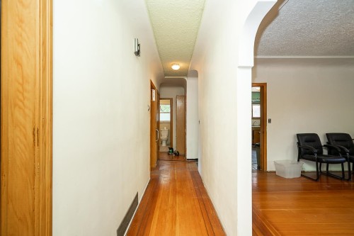 8171 Garden City Road, Richmond, BC 