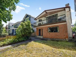 442 10th Avenue E Vancouver, BC V5T 2A1