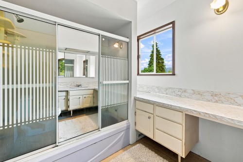 2337 St George Street, Port Moody, BC 