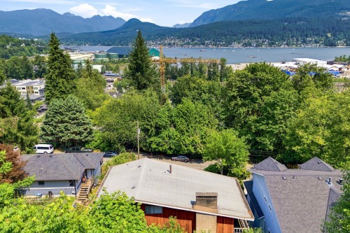 2337 St George Street, Port Moody, BC 