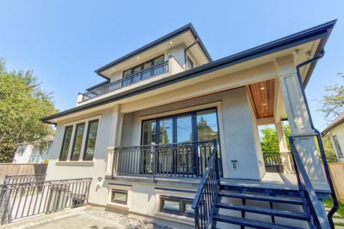 3955 Blenheim Street, Vancouver, BC 