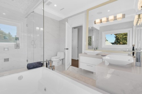 3955 Blenheim Street, Vancouver, BC 