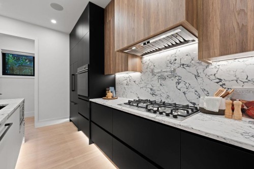 5038 Granville Street, Vancouver, BC 