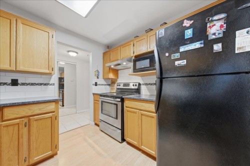 203-22275 123 Avenue, Maple Ridge, BC 