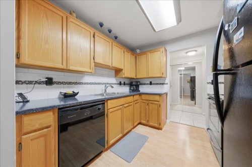 203-22275 123 Avenue, Maple Ridge, BC 