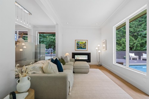4411 Stone Crescent, West Vancouver, BC 