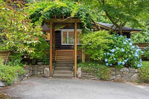4411 Stone Crescent, West Vancouver, BC 