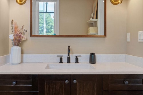 533 11Th Avenue E, Vancouver, BC 