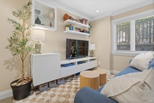533 11Th Avenue E, Vancouver, BC 
