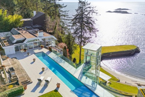 5210 Marine Drive, West Vancouver, BC 