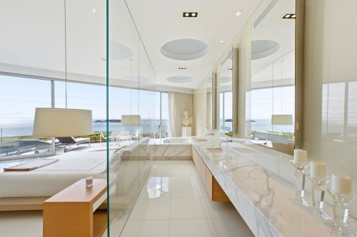 5210 Marine Drive, West Vancouver, BC 