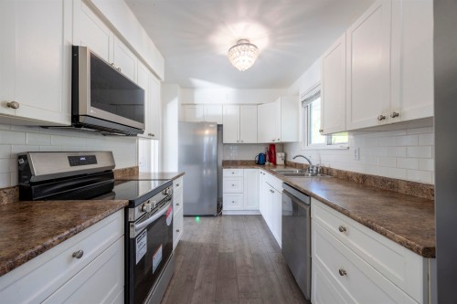 3648 Vincent Street, Port Coquitlam, BC 