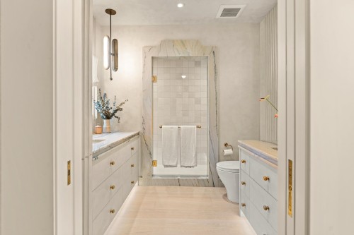 5362 Cypress Street, Vancouver, BC - Indoor Photo Showing Bathroom
