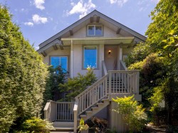 3622 8th Avenue W Vancouver, BC V6R 1Z1