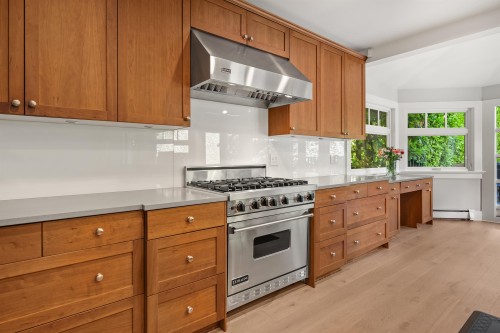 2385 49Th Avenue W, Vancouver, BC 