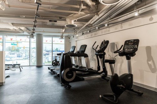 318-180 2Nd Avenue E, Vancouver, BC - Indoor Photo Showing Gym Room