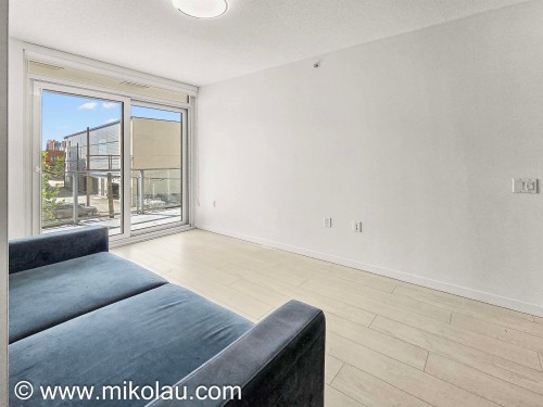 318-180 2Nd Avenue E, Vancouver, BC - Indoor