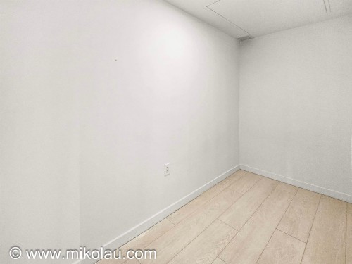 318-180 2Nd Avenue E, Vancouver, BC - Indoor Photo Showing Other Room