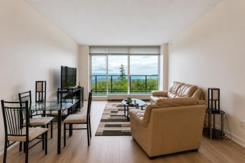 308-8940 University Crescent, Burnaby, BC 