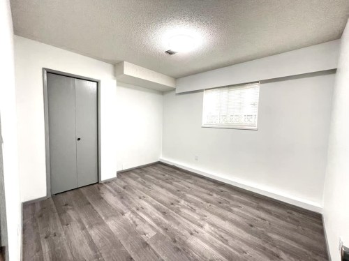 33 Woodstock Avenue W, Vancouver, BC 