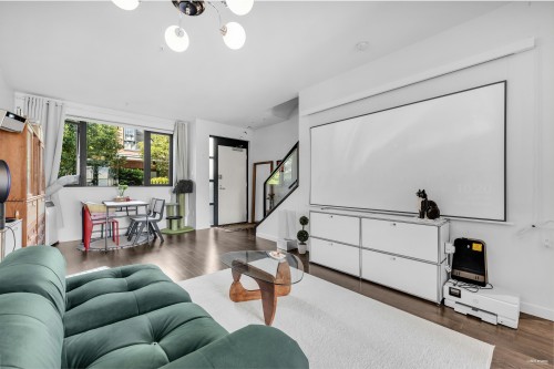 6426 Ash Street, Vancouver, BC 