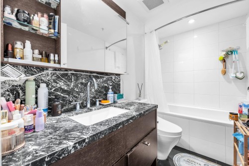 6426 Ash Street, Vancouver, BC 