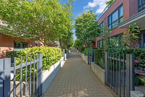 6426 Ash Street, Vancouver, BC 