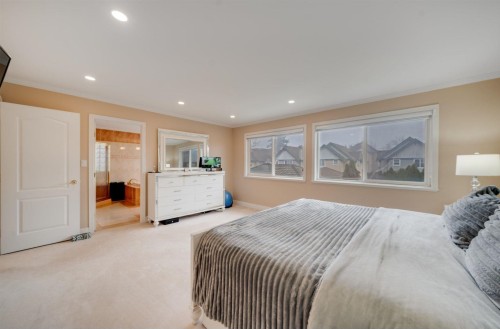 10320 Scotsdale Avenue, Richmond, BC 