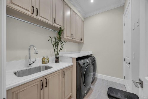 4307 13Th Avenue W, Vancouver, BC 