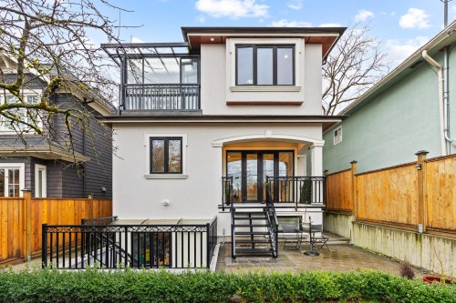 4307 13Th Avenue W, Vancouver, BC 
